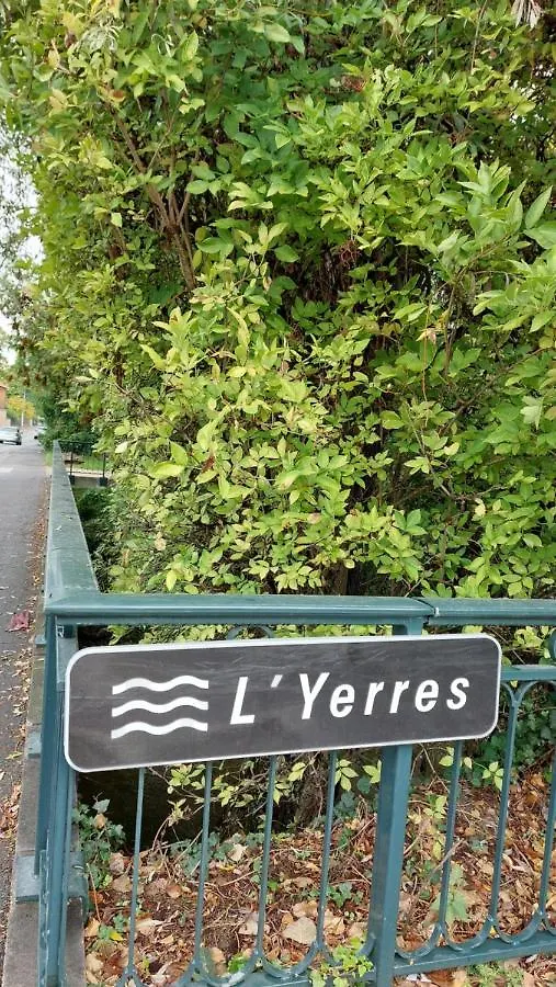 Chalet Fleuve Avec Parking-Barbecue Yerres 0*,